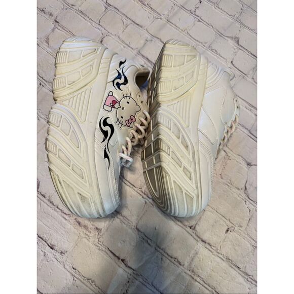 Bershka Hello Kitty Size 38 Platform Sneakers White Kawaii Whimsigoth E-Girl Y2K - Picture 10 of 15